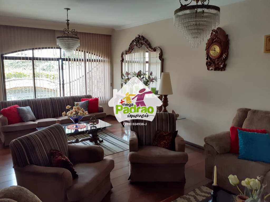 Casa em Guarulhos, no bairro Vila Galvão