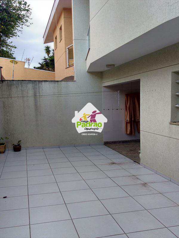 Sobrado em Guarulhos, no bairro Parque Renato Maia