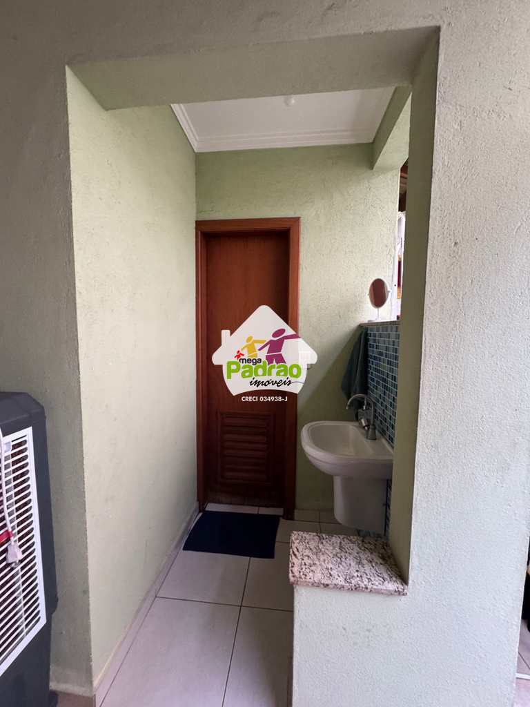 Sobrado em Guarulhos, no bairro Parque Renato Maia