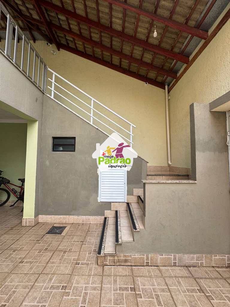 Sobrado em Guarulhos, no bairro Parque Renato Maia