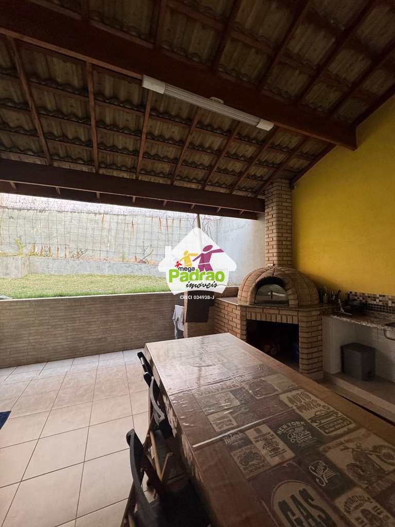 Sobrado em Guarulhos, no bairro Parque Renato Maia