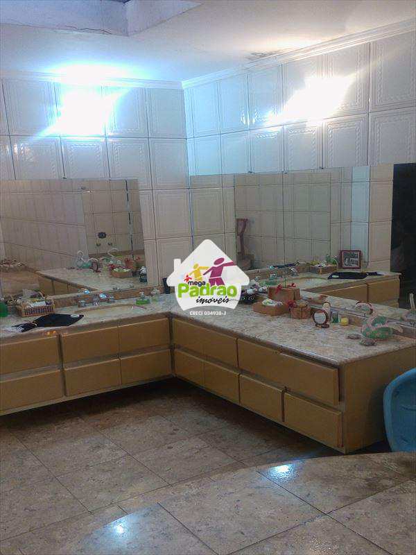 Sobrado em Guarulhos, no bairro Vila Rosália