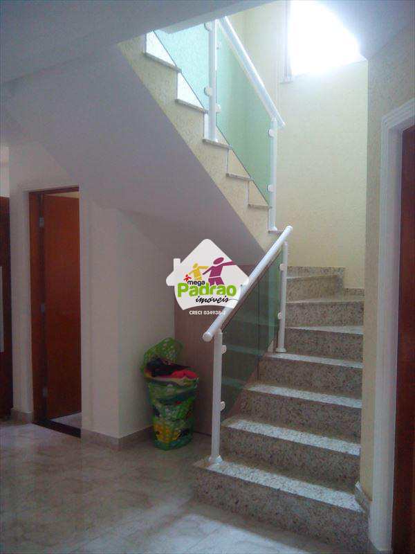 Sobrado em Guarulhos, no bairro Jardim Bom Clima