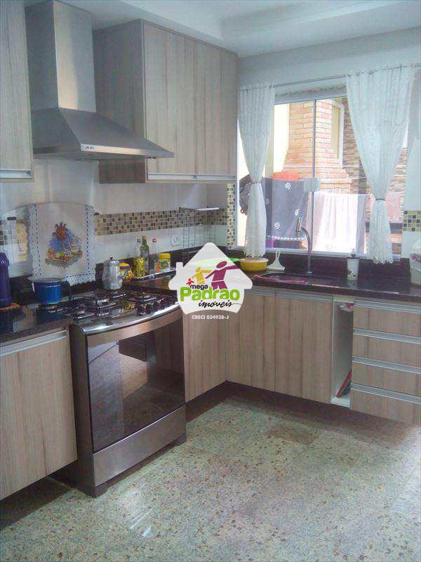 Sobrado em Guarulhos, no bairro Jardim Bom Clima