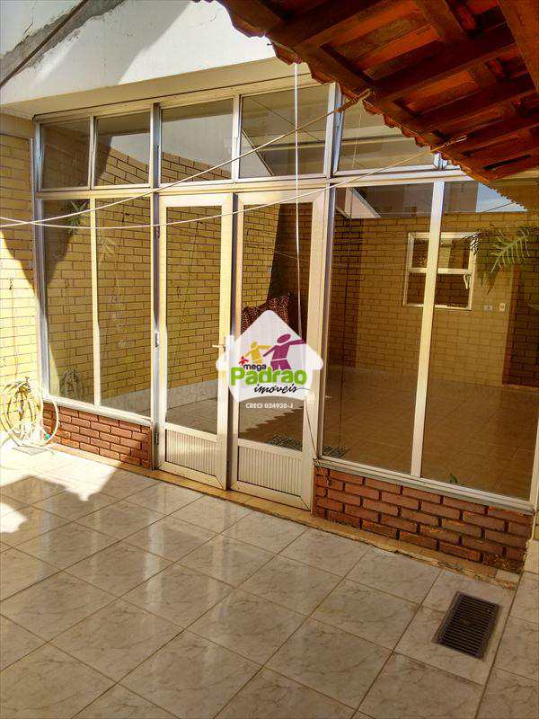 Casa em Guarulhos, no bairro Jardim Santa Mena