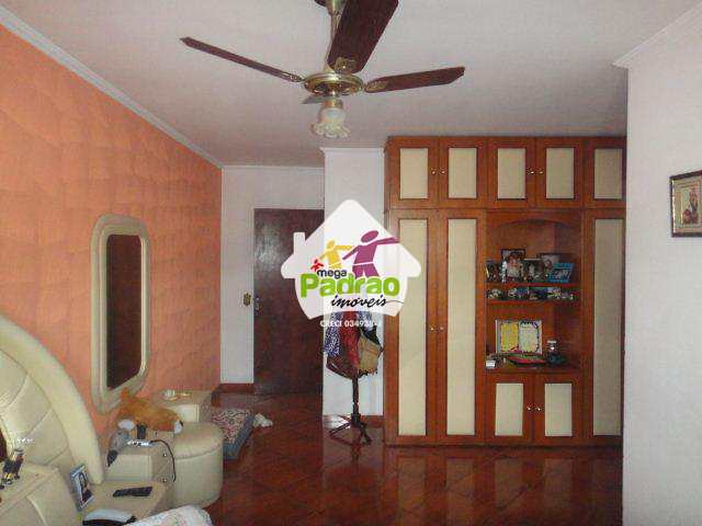 Sobrado em Guarulhos, no bairro Jardim Bom Clima