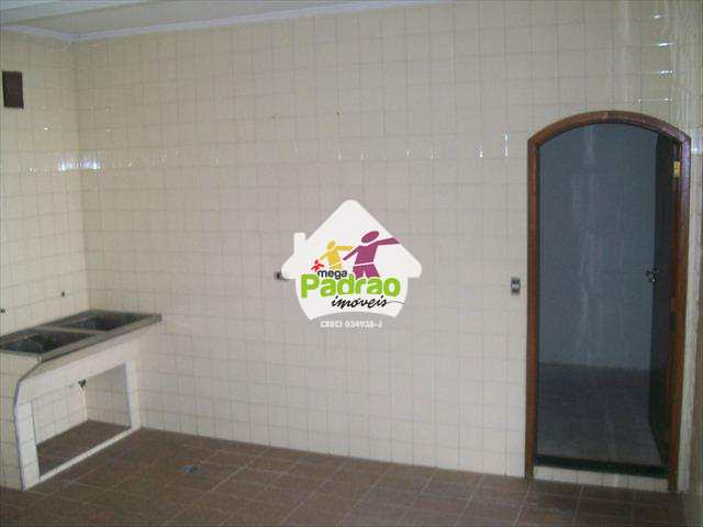 Casa em Guarulhos, no bairro Vila Galvão
