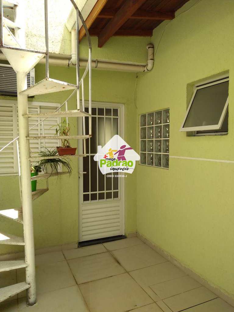 Casa em Guarulhos, no bairro Vila Rosália