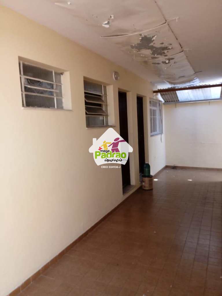 Casa Comercial em Guarulhos, no bairro Jardim Santa Mena