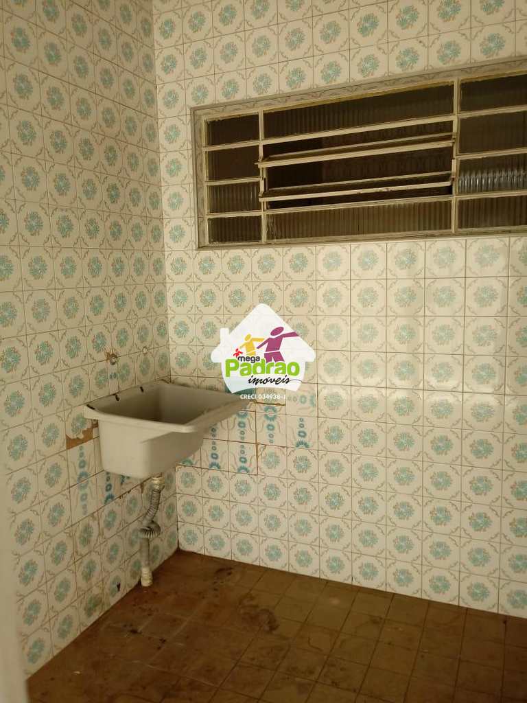 Casa Comercial em Guarulhos, no bairro Jardim Santa Mena