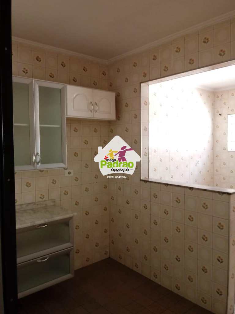 Casa Comercial em Guarulhos, no bairro Jardim Santa Mena
