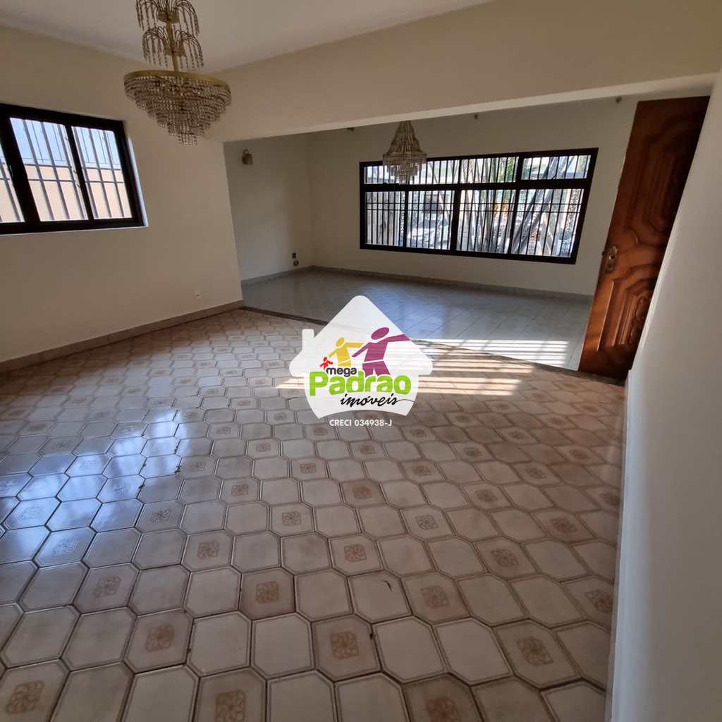 Casa em Guarulhos, no bairro Vila Rosália