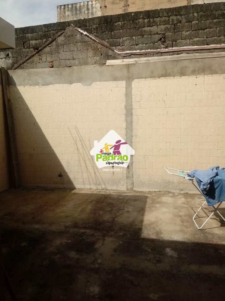 Casa em Guarulhos, no bairro Vila Galvão