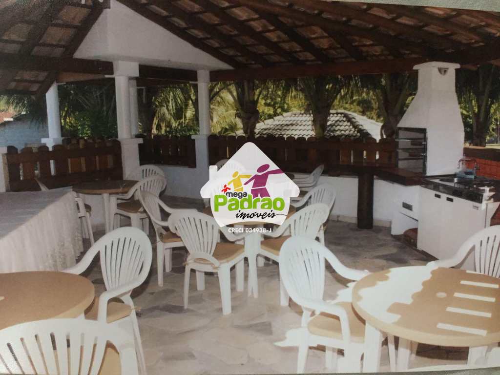 Sobrado em Ubatuba, no bairro Silop