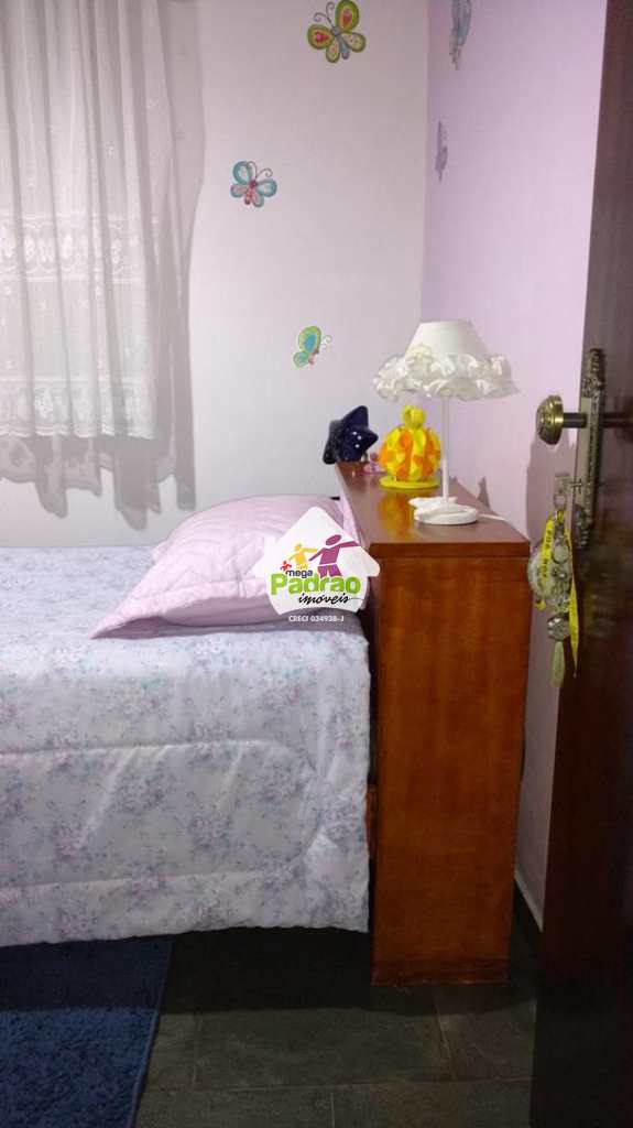 Sobrado em Guarulhos, no bairro Torres Tibagy