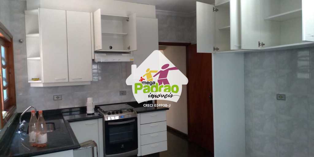 Sobrado em Guarulhos, no bairro Parque Renato Maia