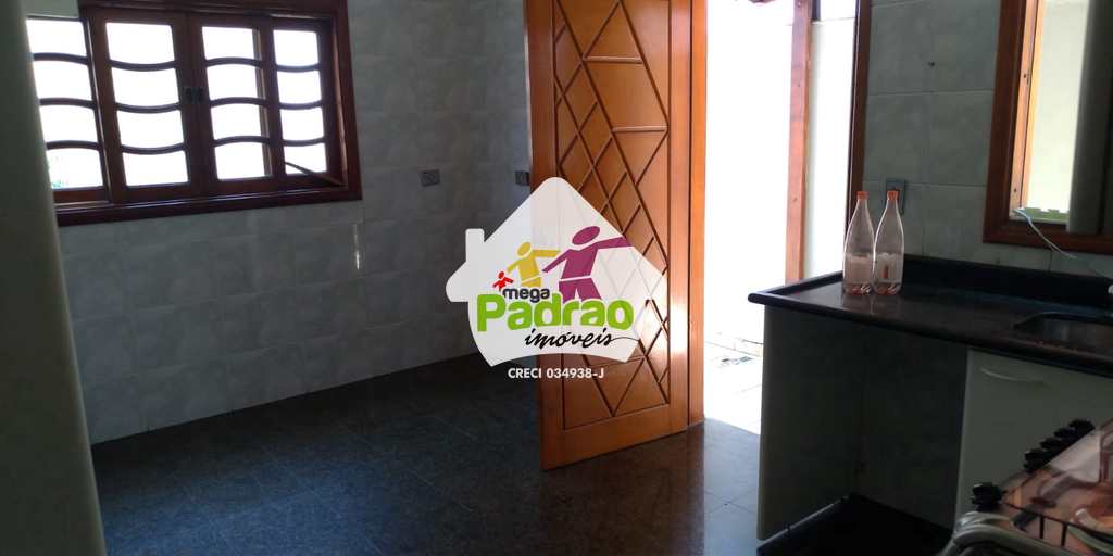 Sobrado em Guarulhos, no bairro Parque Renato Maia