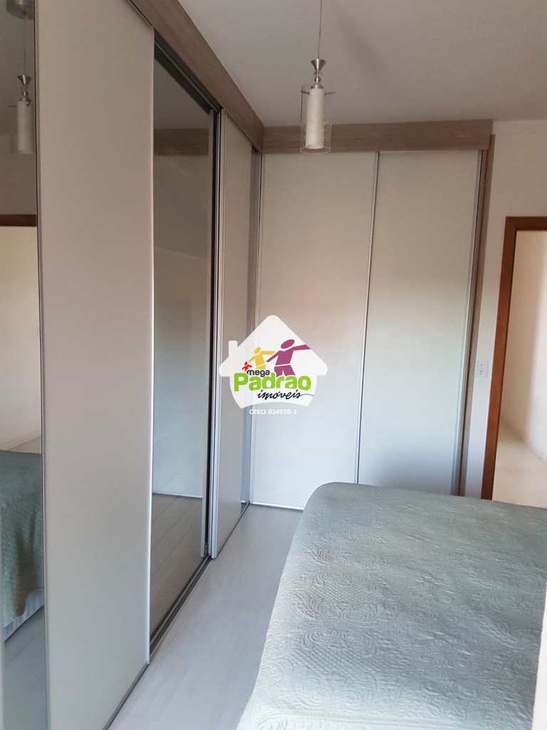 Sobrado em Guarulhos, no bairro Vila Rosália