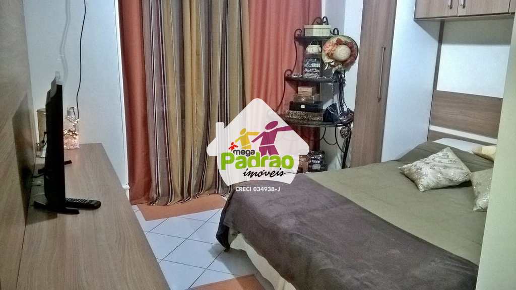 Sobrado em Guarulhos, no bairro Vila Milton