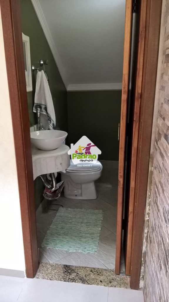 Sobrado em Guarulhos, no bairro Vila Milton