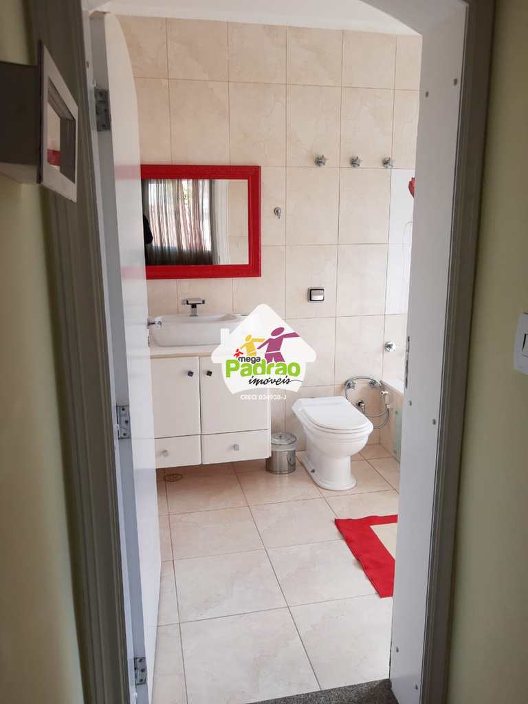 Sobrado em Guarulhos, no bairro Vila Galvão