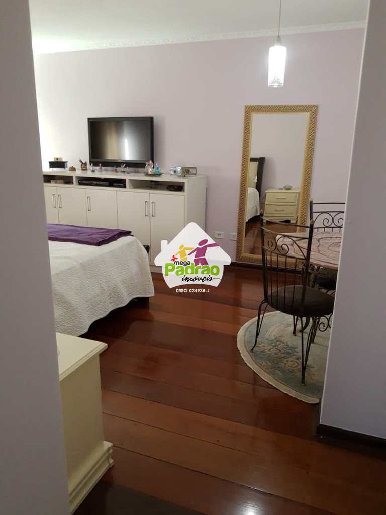 Sobrado em Guarulhos, no bairro Vila Galvão