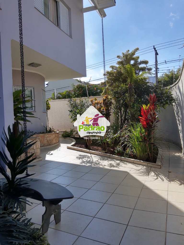 Sobrado em Guarulhos, no bairro Vila Galvão