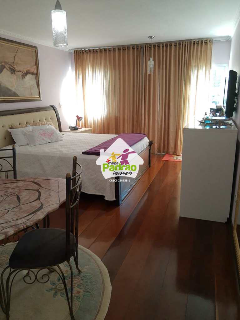 Sobrado em Guarulhos, no bairro Vila Galvão
