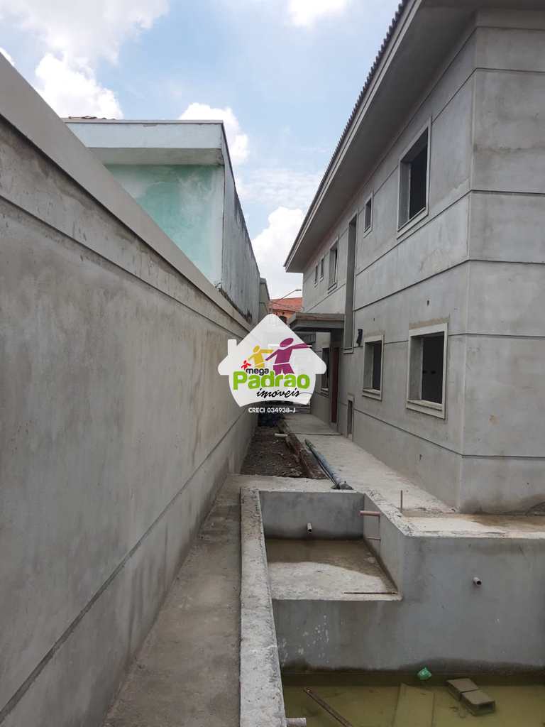 Sobrado em Guarulhos, no bairro Jardim Vila Galvão