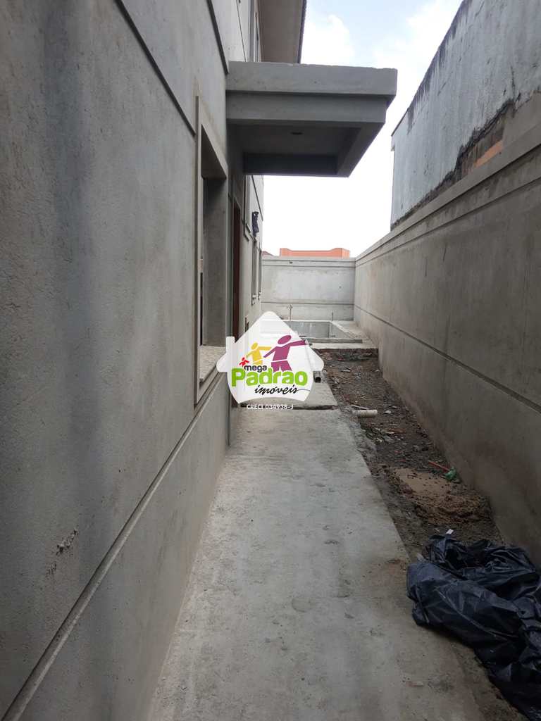 Sobrado em Guarulhos, no bairro Jardim Vila Galvão
