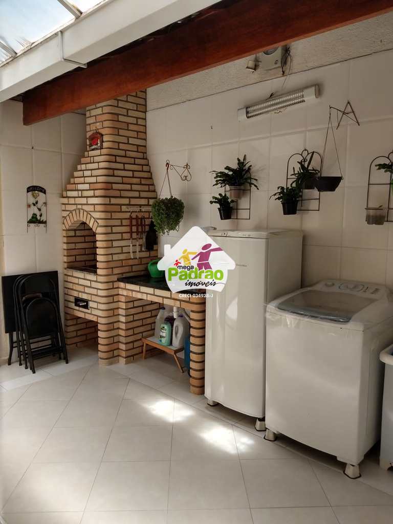 Sobrado em Guarulhos, no bairro Jardim Paraventi