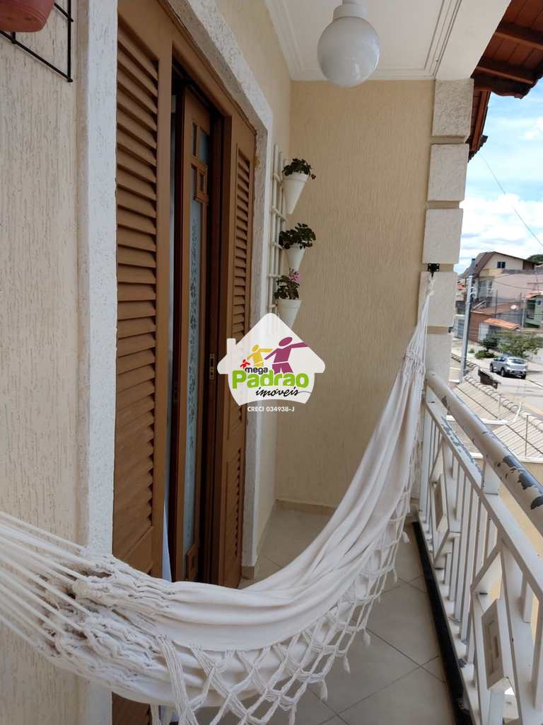 Sobrado em Guarulhos, no bairro Jardim Paraventi