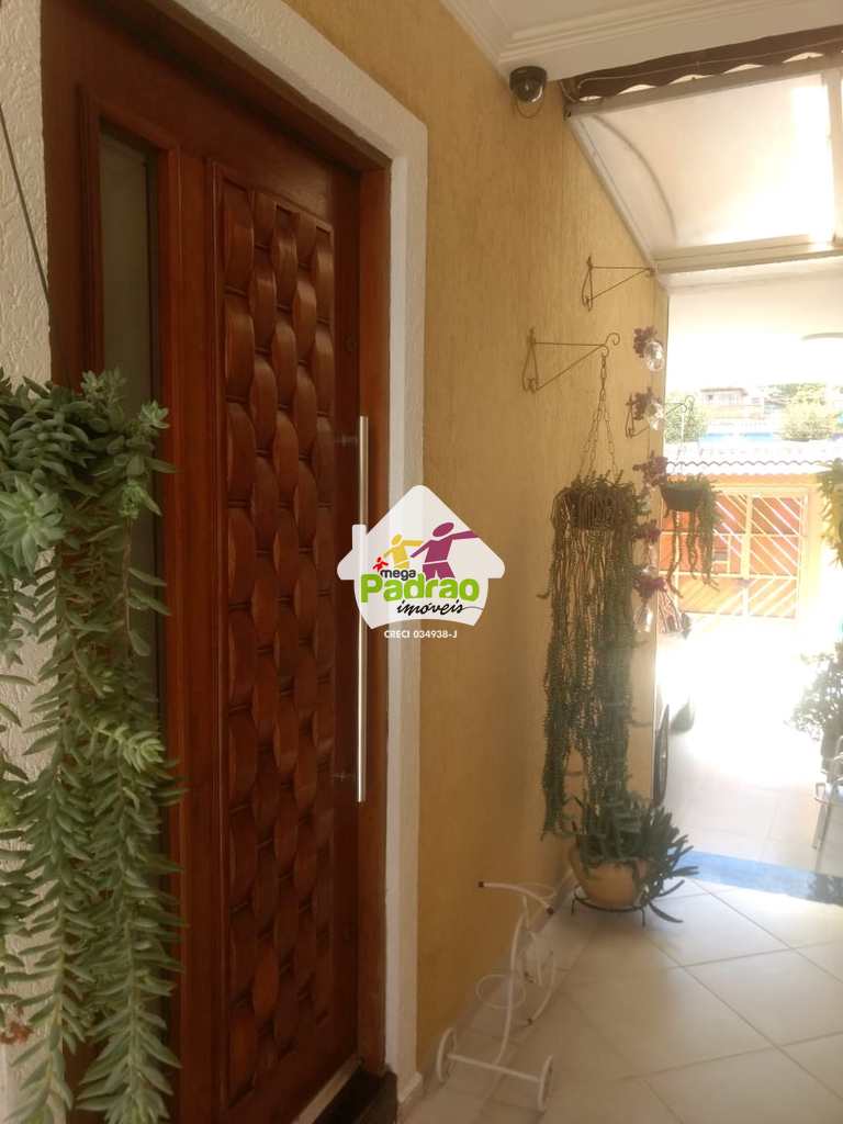 Sobrado em Guarulhos, no bairro Jardim Paraventi