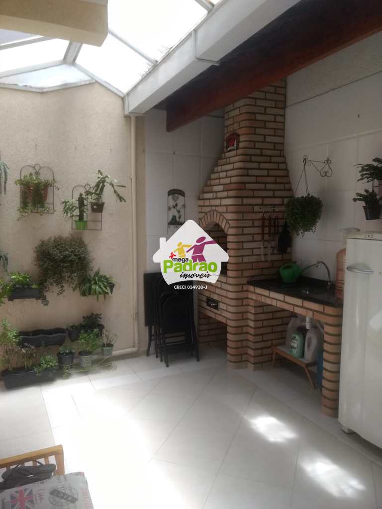 Sobrado em Guarulhos, no bairro Jardim Paraventi