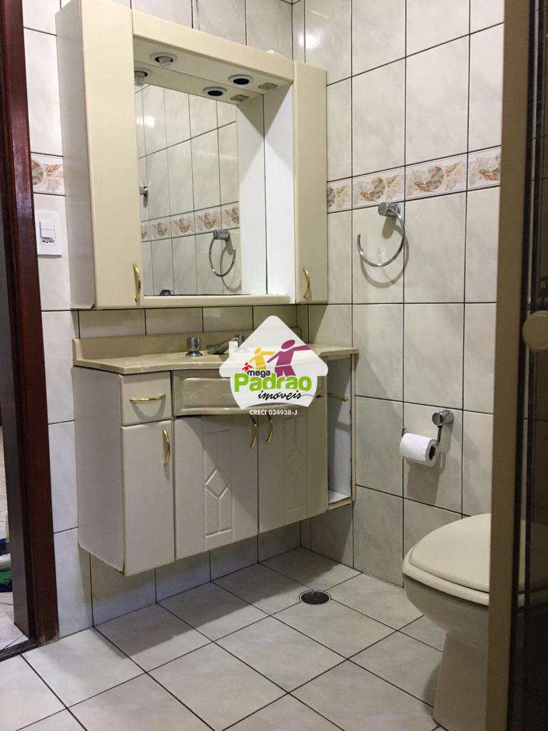 Sobrado em Guarulhos, no bairro Parque Continental II