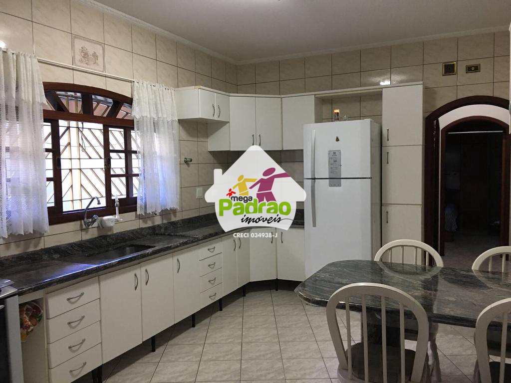 Sobrado em Guarulhos, no bairro Parque Continental II