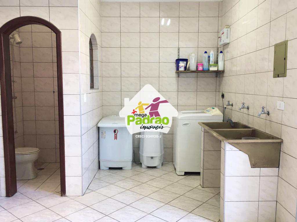 Sobrado em Guarulhos, no bairro Parque Continental II