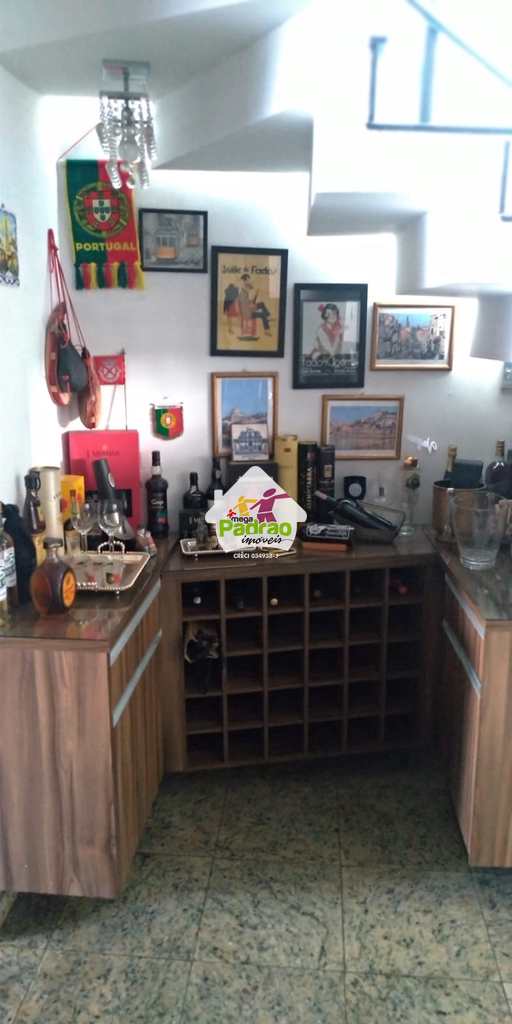 Sobrado em Guarulhos, no bairro Parque Renato Maia