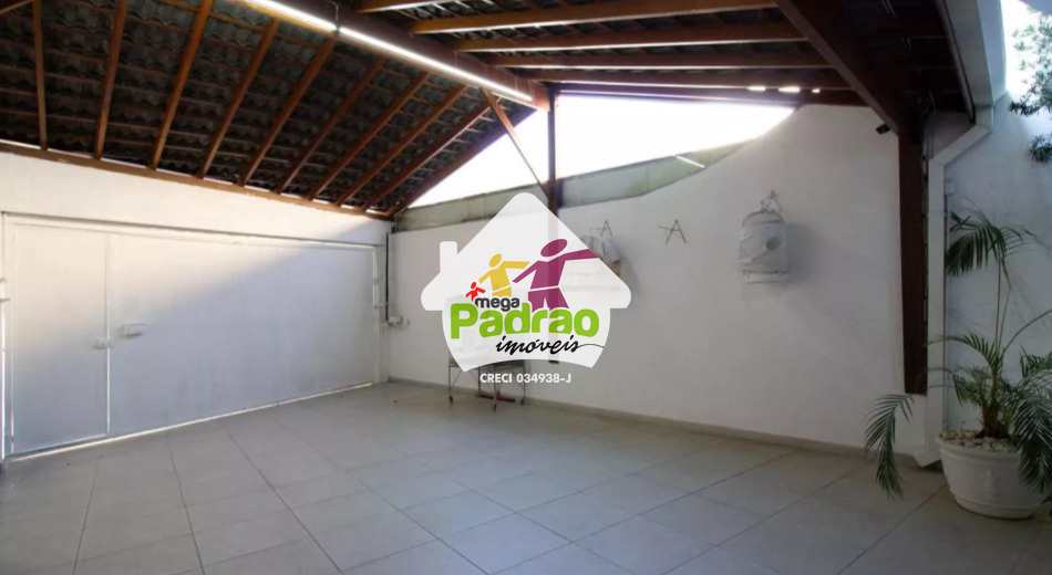 Sobrado em Guarulhos, no bairro Parque Renato Maia