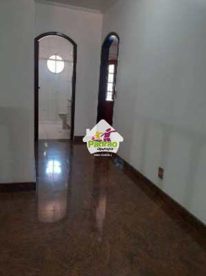 Sobrado em Guarulhos, no bairro Parque Renato Maia