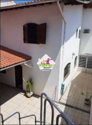 Sobrado em Guarulhos, no bairro Parque Renato Maia