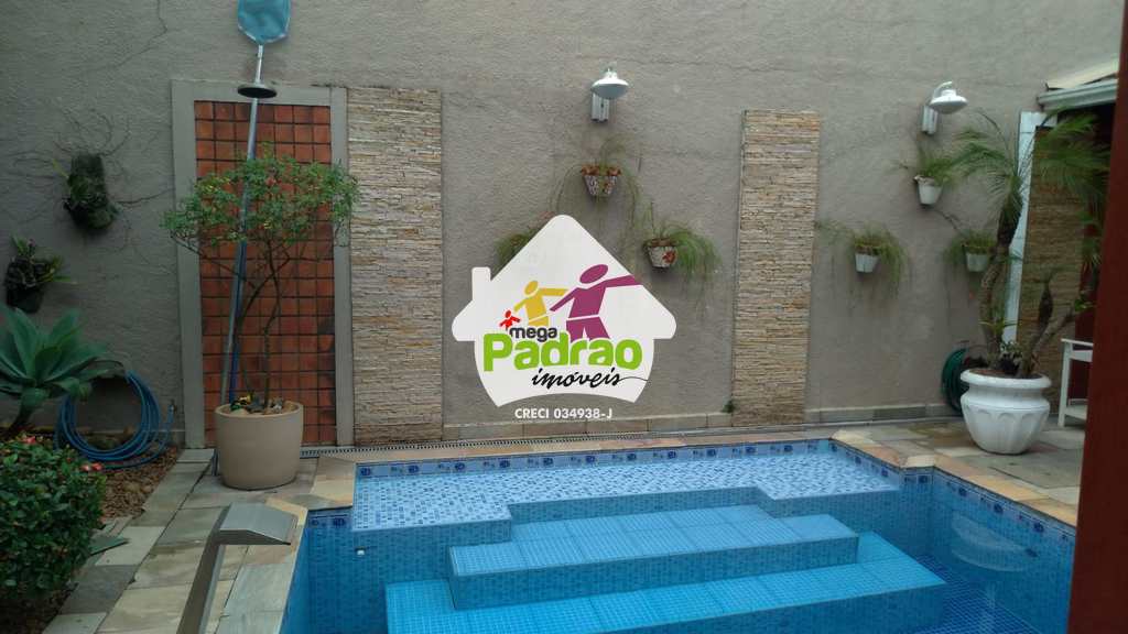 Casa em Guarulhos, no bairro Vila Rosália