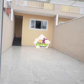 Sobrado em Guarulhos, bairro Jardim Santa Clara