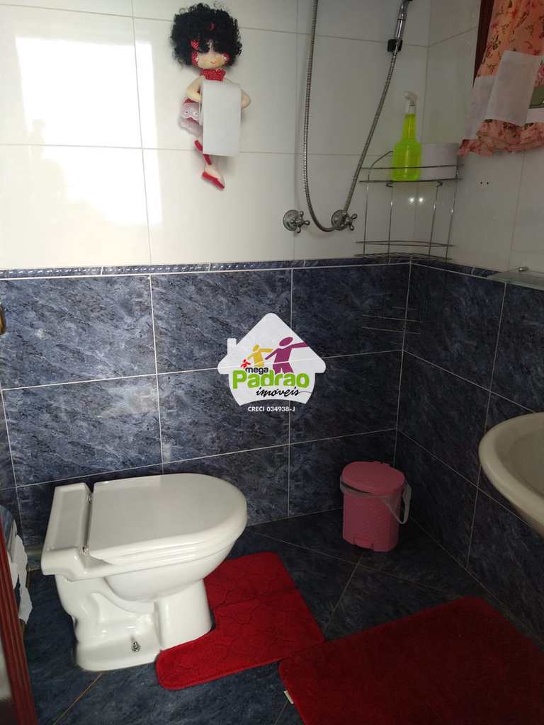 Sobrado em Guarulhos, no bairro Parque Renato Maia