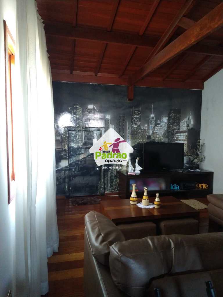 Sobrado em Guarulhos, no bairro Parque Renato Maia
