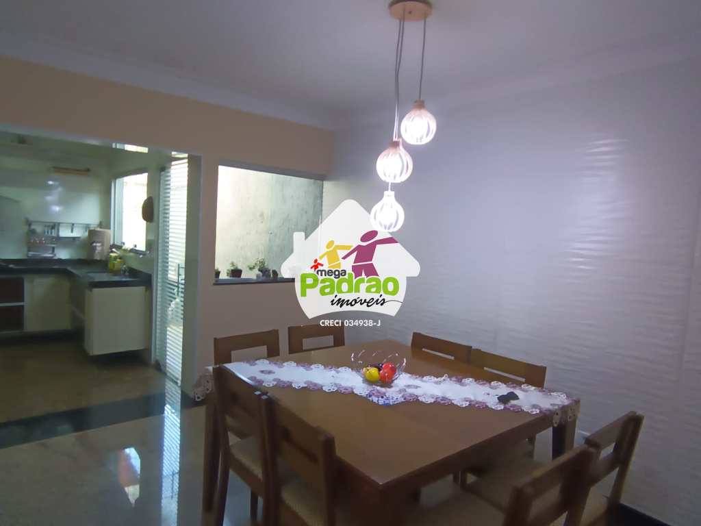 Casa em Guarulhos, no bairro Vila Rosália