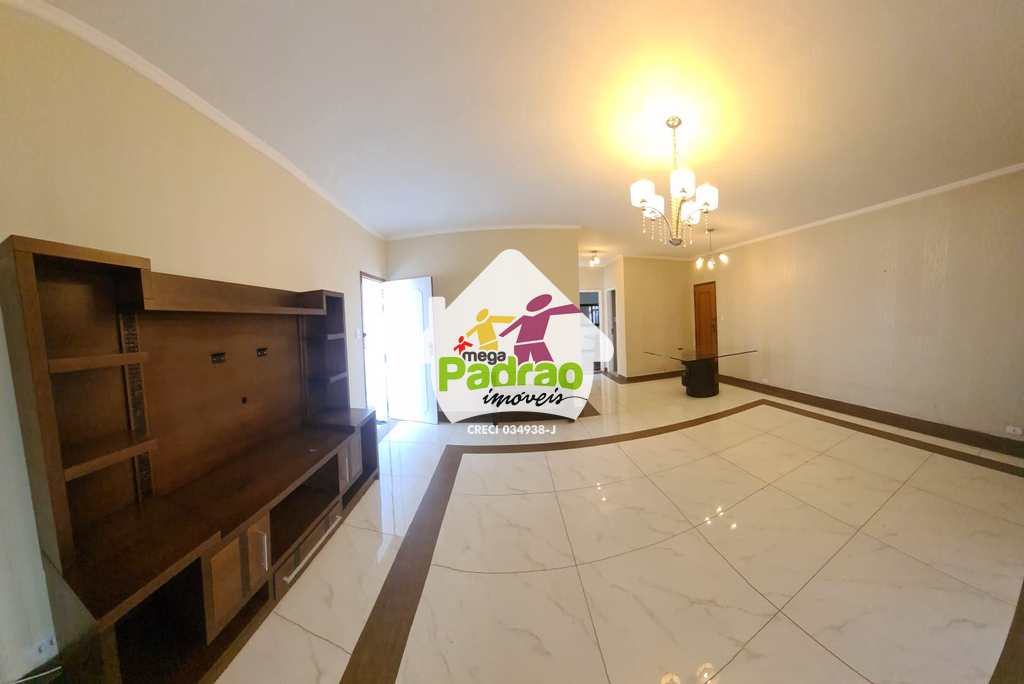 Casa em Guarulhos, no bairro Vila Galvão