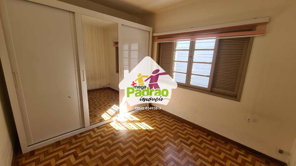Casa em Guarulhos, no bairro Vila Galvão