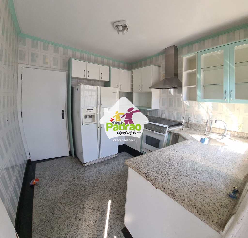 Casa em Guarulhos, no bairro Vila Galvão