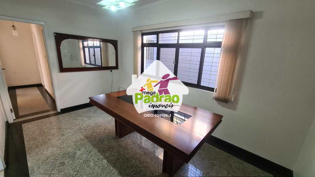 Casa em Guarulhos, no bairro Vila Galvão